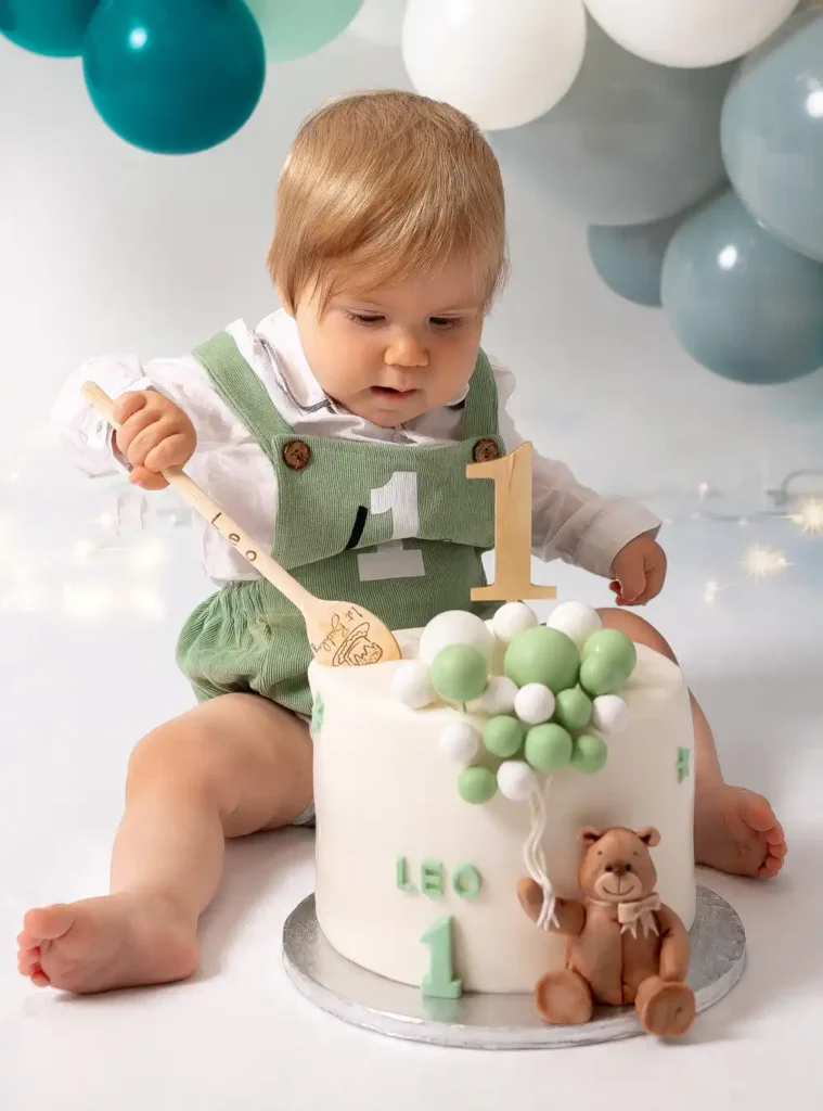 cake smash Photography Nuneaton